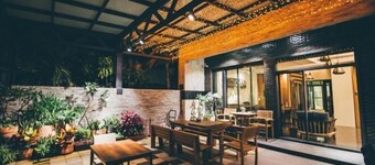 Mambo Boutique Hotel