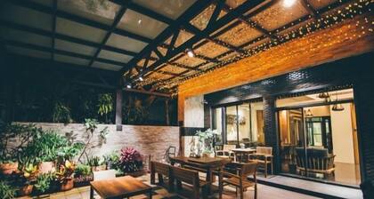 Mambo Boutique Hotel