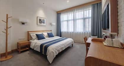 Heyou Cisheng Life Class Health Resort Hotel