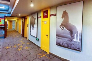 Unclassified image, 4 of 36, button - Kaili New Century Hotel (Grand Cross of International Trade Shopping Center) (Kaili)