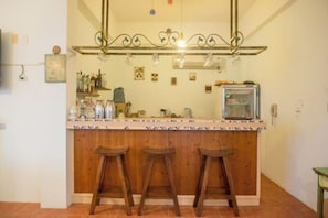 Bar (on property) - Morpheus (Pingtung)