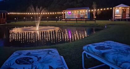 Queen Suite Minutes to Beach Shopping Nature Trails Boating Historic Sites