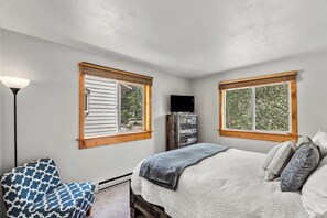 2 Schlafzimmer, Bügeleisen/Bügelbrett, kostenloses WLAN, Bettwäsche