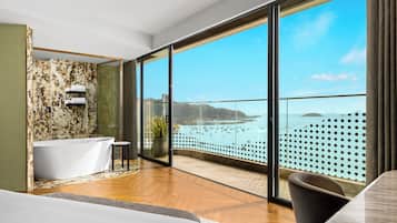 Executive Suite, 1 King Bed, Sea View | Balcony view
