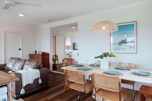 Dining - Bawley Palm Springs with direct beach access (Bawley Point)