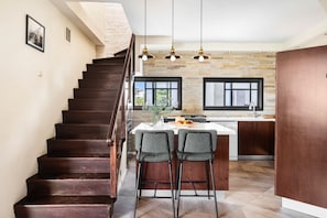 Apartamento, sacada | Parte interna