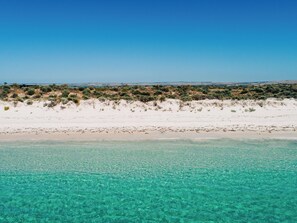 Exterior - Rumi On Louth (Louth Island)