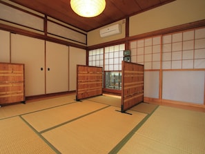 Wi-Fi gratuit, draps fournis