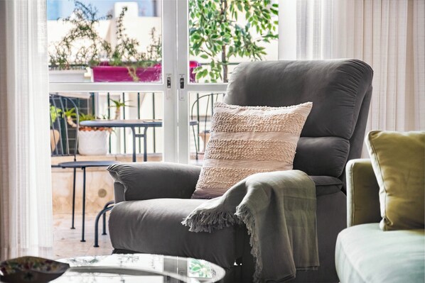 Apartment, Balcony | Living area | 43-inch flat-screen TV with cable channels - Ben Yehuda Green Charm by Sea N' Rent (Tel Aviv)