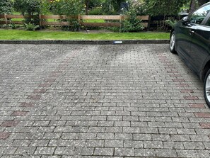 Nicht klassifiziertes Bild, 4 von 51, Schaltfläche