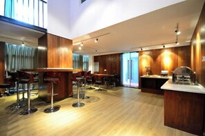 Dining - Jingkaisi Hotel (Taojialing Subway Station Renxinhui Branch) (Wuhan)