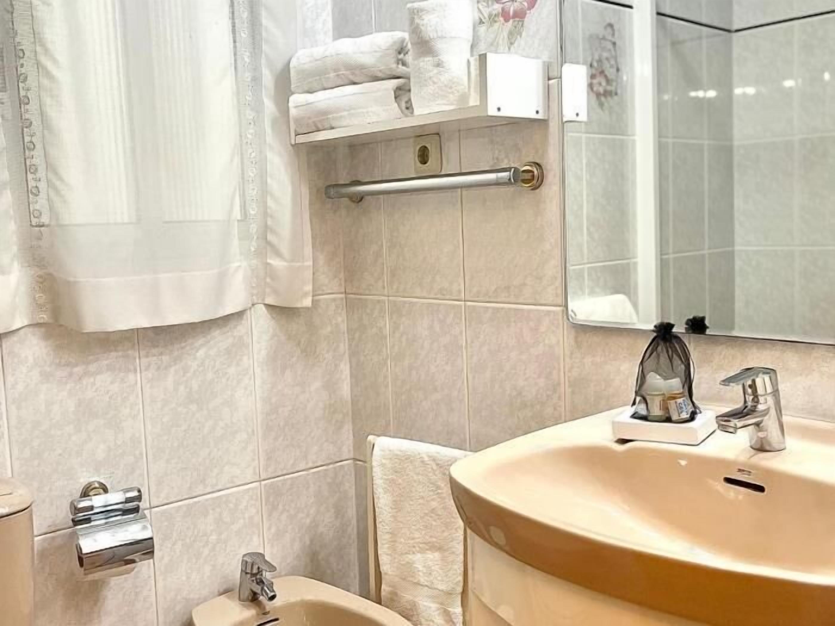 Secadora de cabello y toallas 