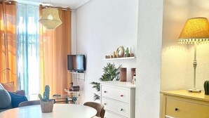 Dining - Central and cozy: Ideal for exploring the city (Alacant)