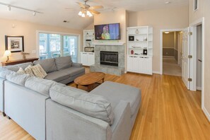 Smart TV, DVD player, table tennis