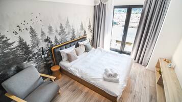 1 habitación, escritorio, tabla de planchar con plancha y wifi gratis