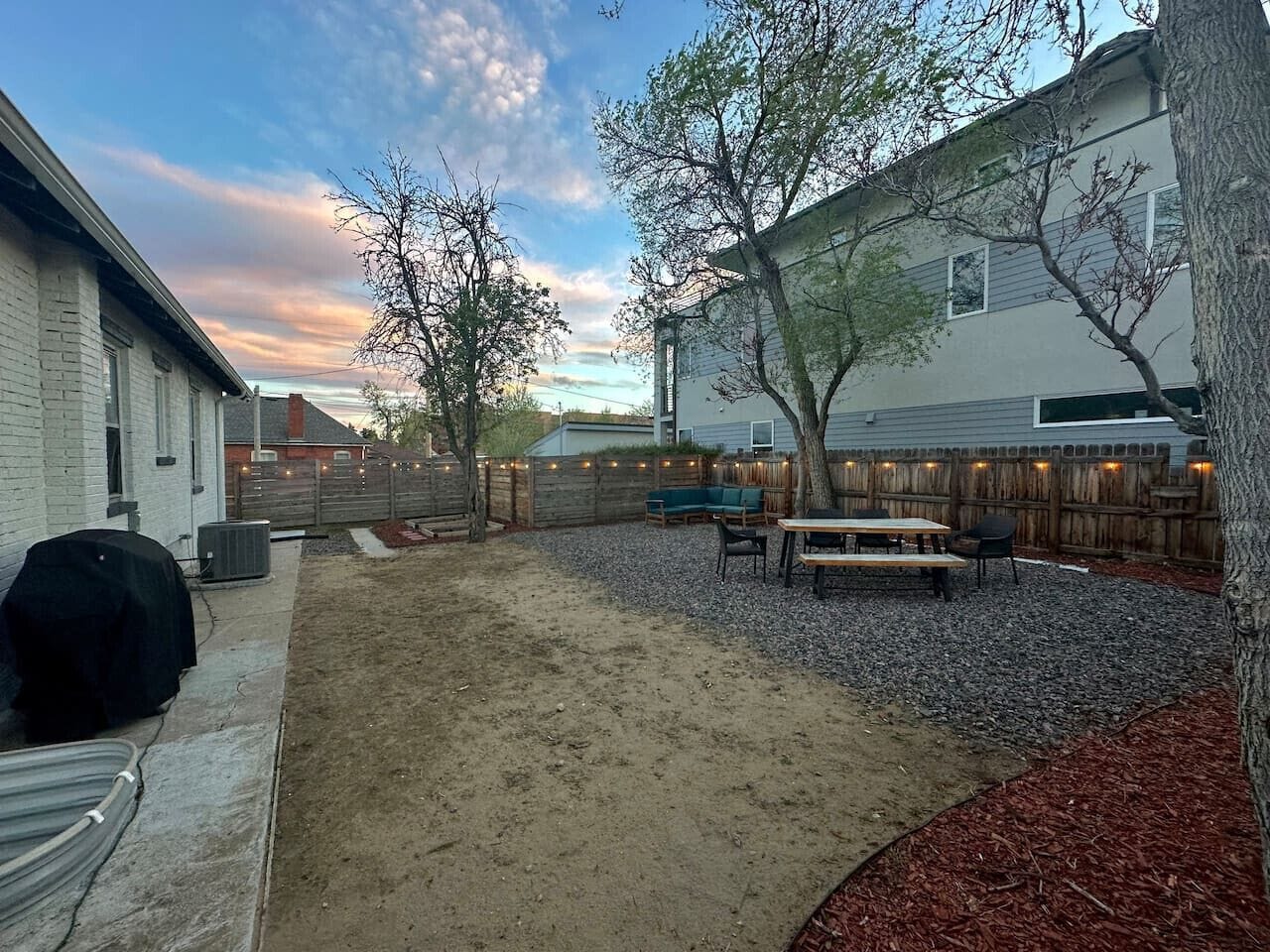 屋外ダイニングエリア