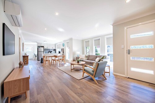 Grevillea Court - Close to Zoo, Firepit & BBQ