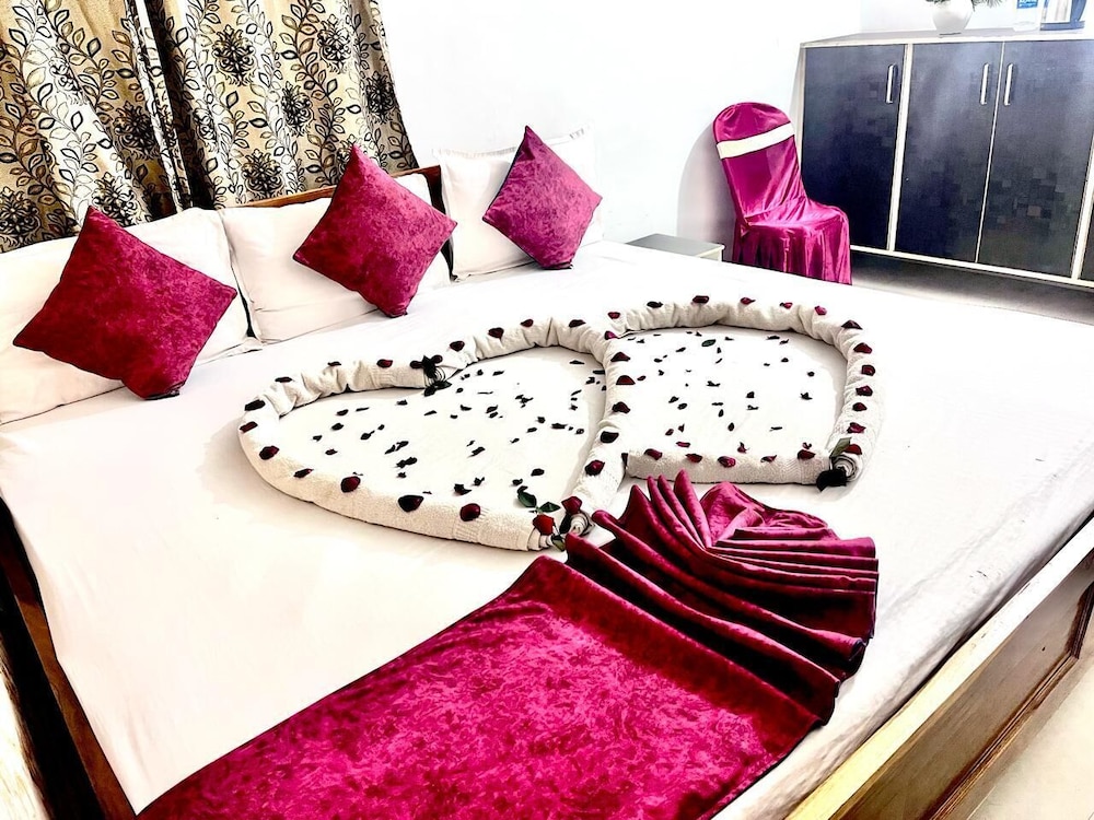2 Star Hotels