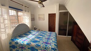 1 Schlafzimmer, Bügeleisen/Bügelbrett, Internetzugang, Bettwäsche