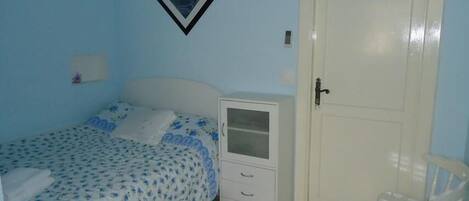 1 Schlafzimmer, Bügeleisen/Bügelbrett, WLAN, Bettwäsche