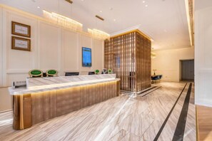 Lobby - Vienna International Hotel (Xi'an Bell and Drum Tower Ximen Airport Bus) (Xi'an)