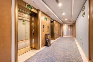 Interior - Vienna International Hotel (Xi'an Bell and Drum Tower Ximen Airport Bus) (Xi'an)