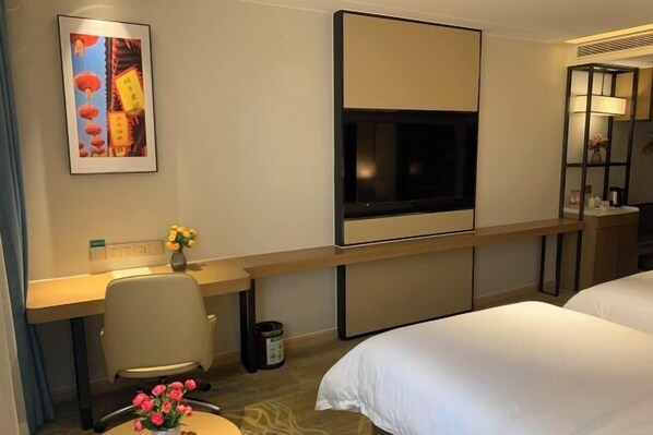 Room - Vienna International Hotel (Xi'an Bell and Drum Tower Ximen Airport Bus) (Xi'an)