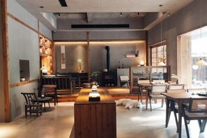 Dining - Zuiwuyi Viewing Inn (Wuyishan)