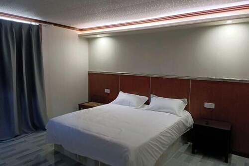 Panzhihua Fenghui Hotel