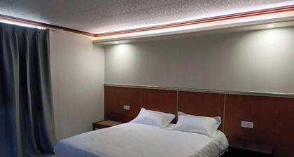 Panzhihua Fenghui Hotel