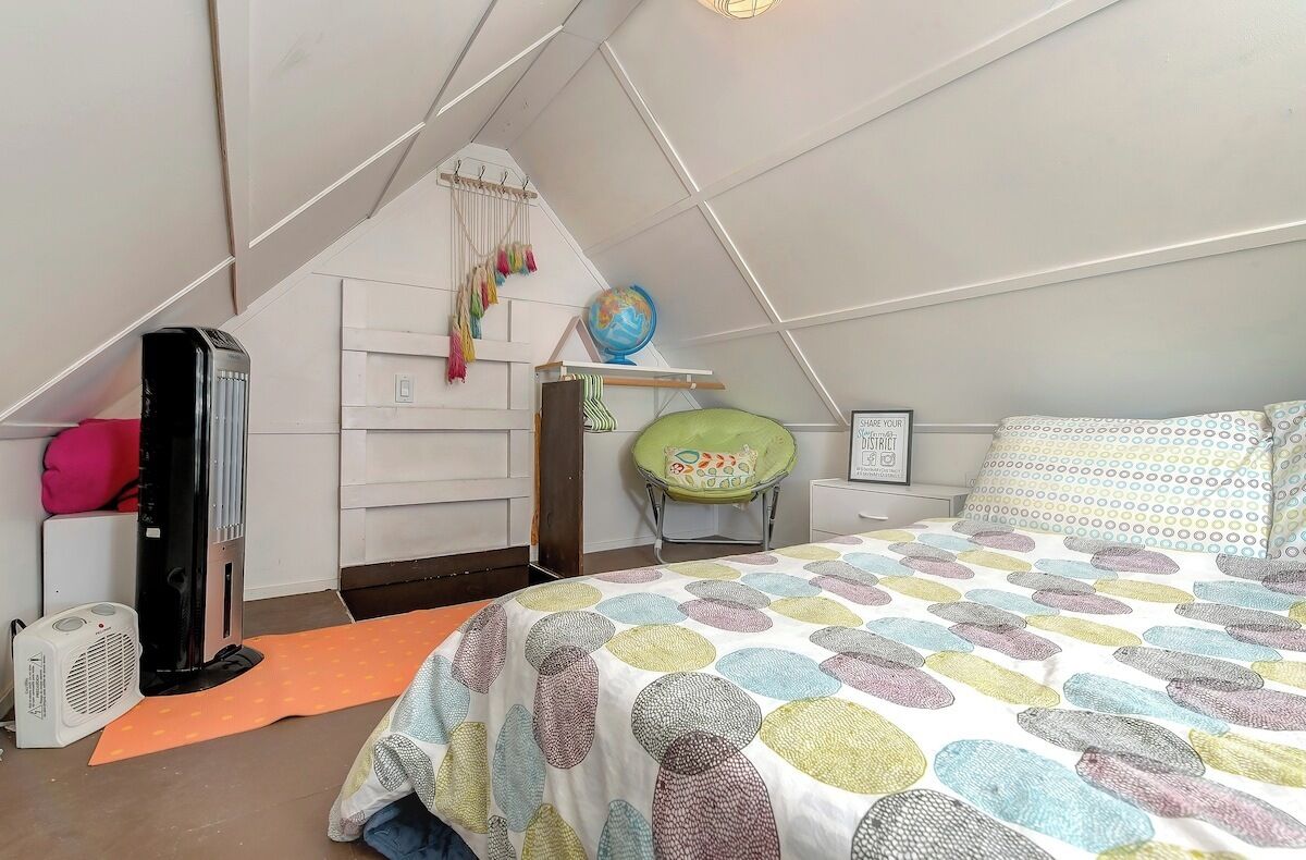 2 soverom, strykejern/-brett, reiseseng for barn og wi-fi