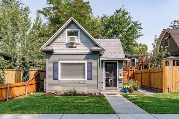 Imagen sin descripción, 1 de 30, botón