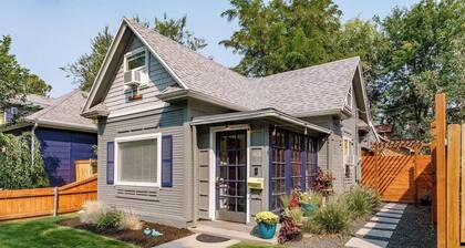 #StayinMyDistrict Historical Hyde Park Bungalow