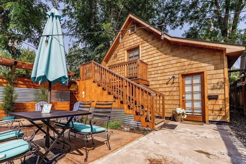 #StayinMyDistrict Hyde Park Loft