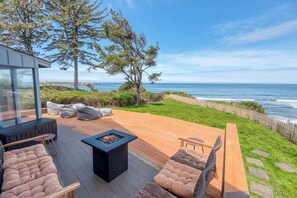 Terrace/patio - #StayinMyDistrict Cape Arago Sanctuary at the Sea (Coos Bay)