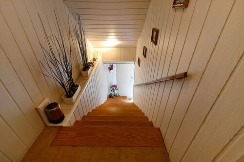 Ferienwohnung 'Wohnung Im Hinterhof' mit Privatem Garten und Wi-Fi