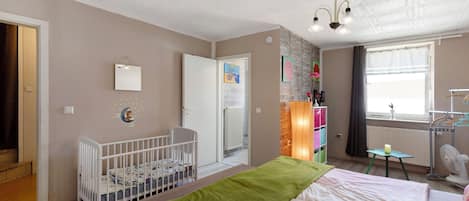 1 habitación, wifi gratis y ropa de cama