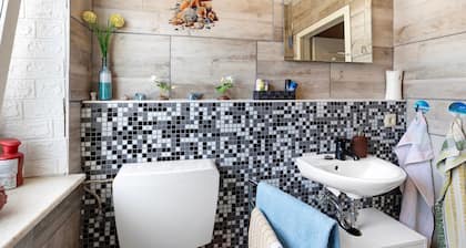 Apartment 'Wohnung Im Hinterhof' with Private Garden and Wi-Fi