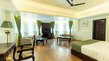 In-room safe, iron/ironing board, free WiFi