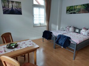 1 chambre, Wi-Fi gratuit, draps fournis