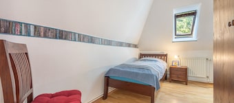 Holiday Apartment 4 with Private Garden, Balcony and Wi-Fi
