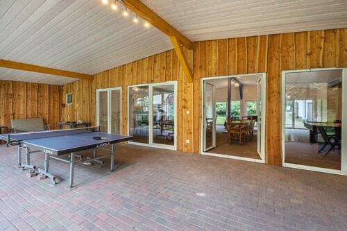 Ferienwohnung 4" mit privatem Garten, Balkon und Wi-Fi