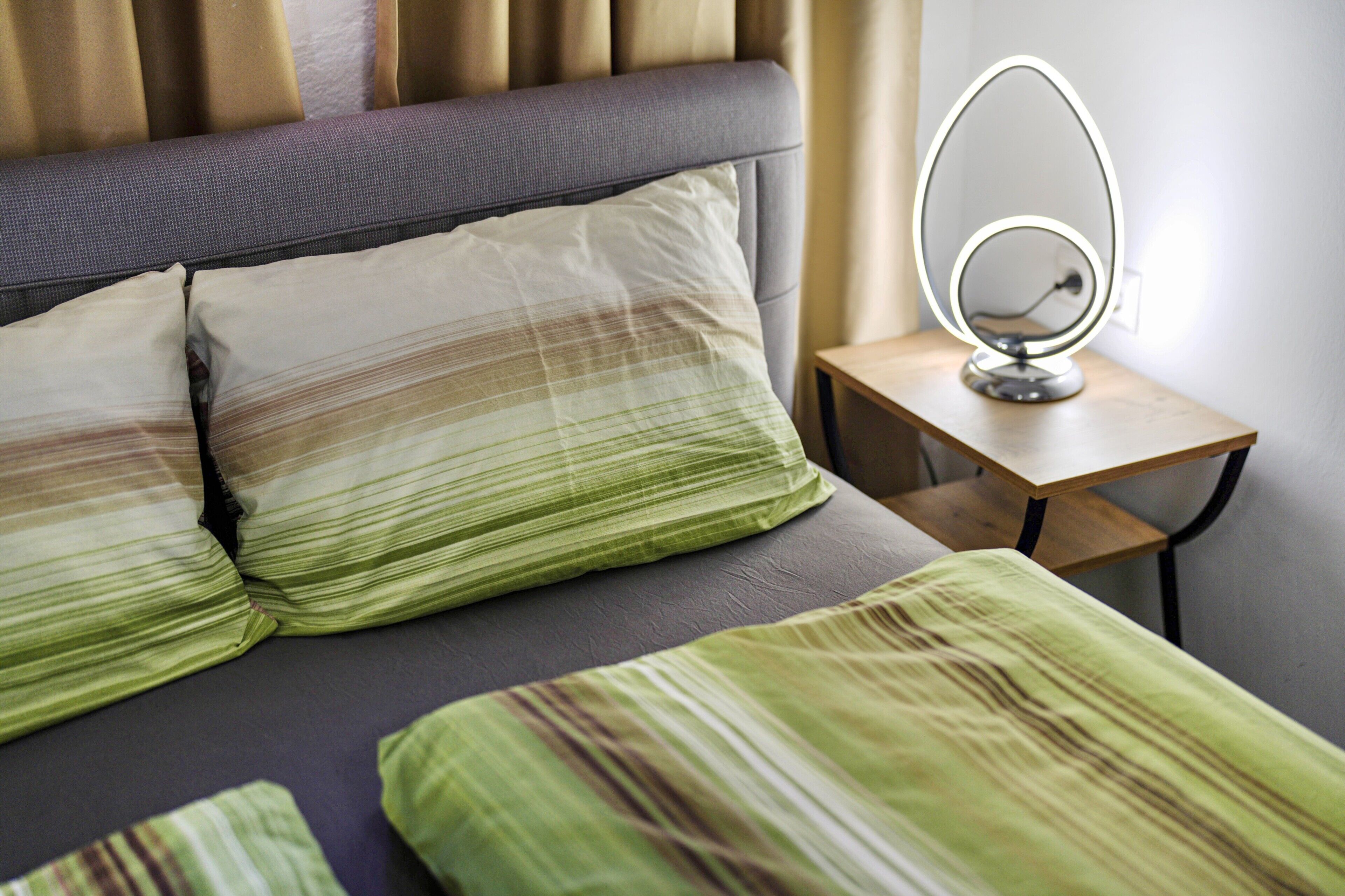 1 camera, Wi-Fi gratuito, lenzuola