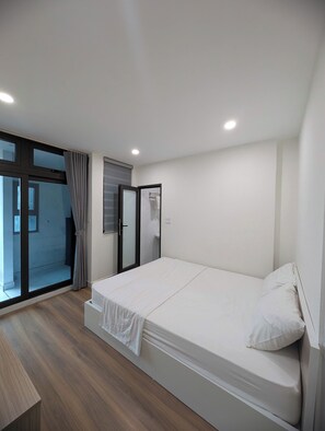Deluxe Studio Suite, Balcony, City View - Era Apartment Kim Ma (Hanoi)