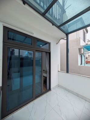 Deluxe Apartment, Terrace, City View | City view - Era Apartment Kim Ma (Hanoi)