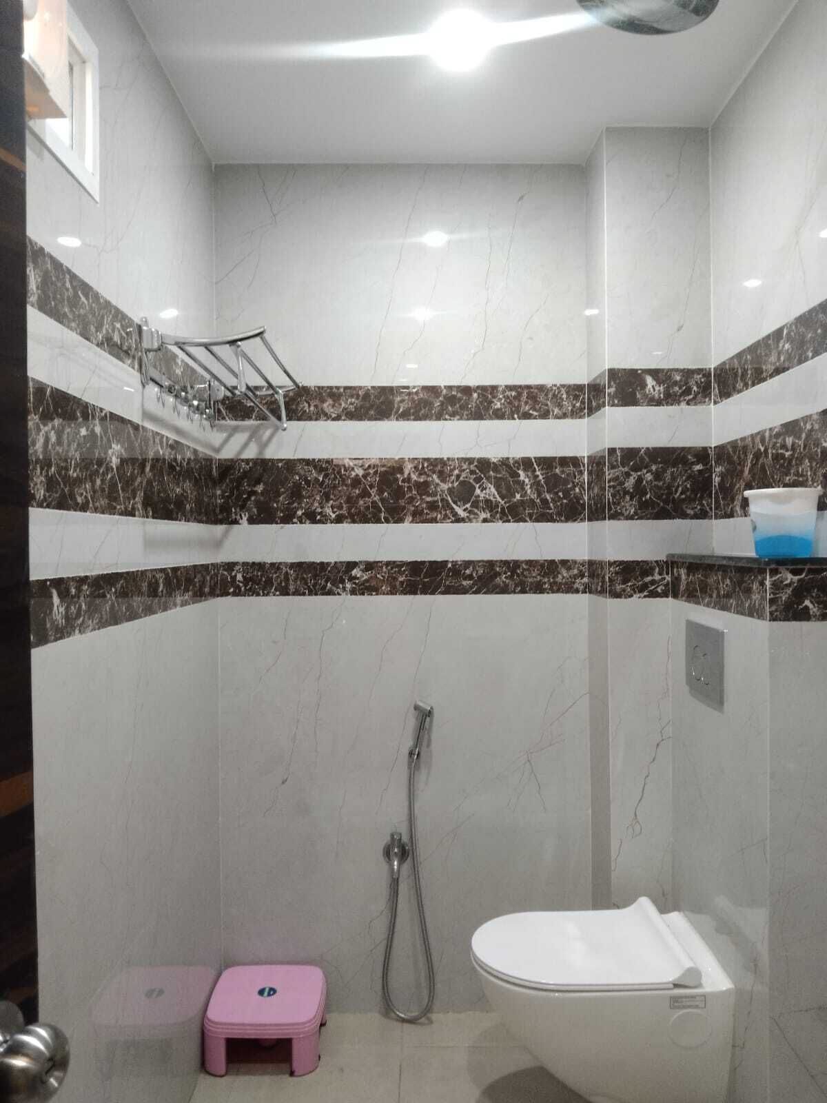 Shower, free toiletries, towels, soap