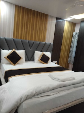 Lits pliants/supplémentaires, Wi-Fi gratuit, draps fournis