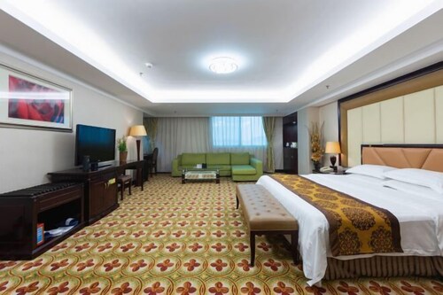 Huayuan Hotel