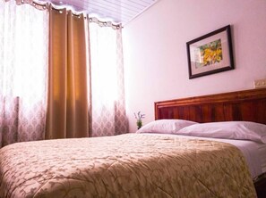 14 室のベッドルーム、WiFi、ベッドシーツ