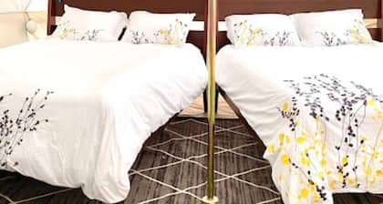 Double Queen Glamping Tent